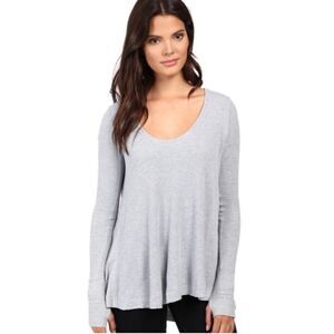 We The Free Gray hi-low v-neck oversized waffle knit top